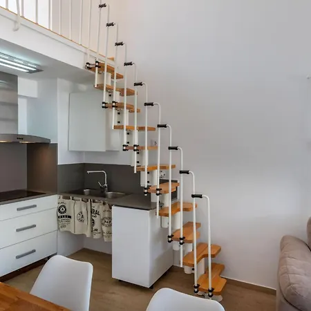 Apartment Poble Amarres By Interhome